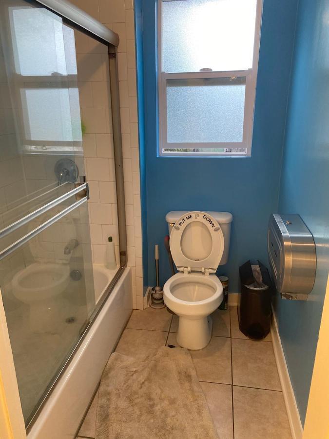 Private Large La Bedroom W Private Half-Bathroom - Ac - Wifi - Private Fridge Near Usc - Exposition Park - Usc Memorial Coliseum - Banc Of California Stadium - Downtown Los Angeles Dtla - University Of Southern California Usc! Bagian luar foto
